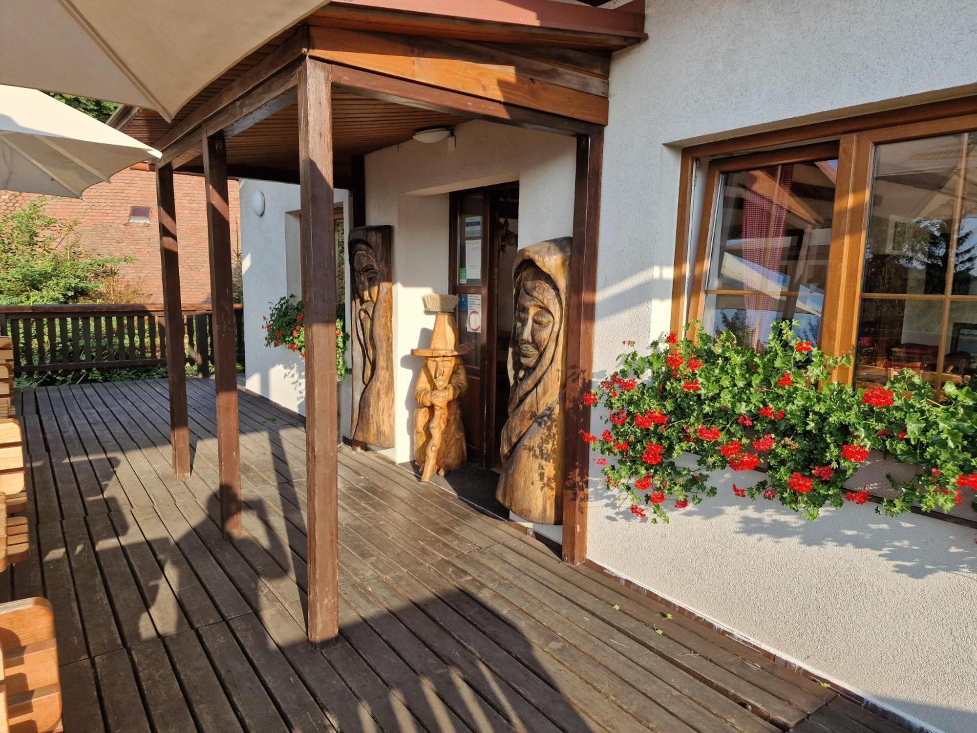 Wellness Hotel Chata Jana Lopenik Exterior photo